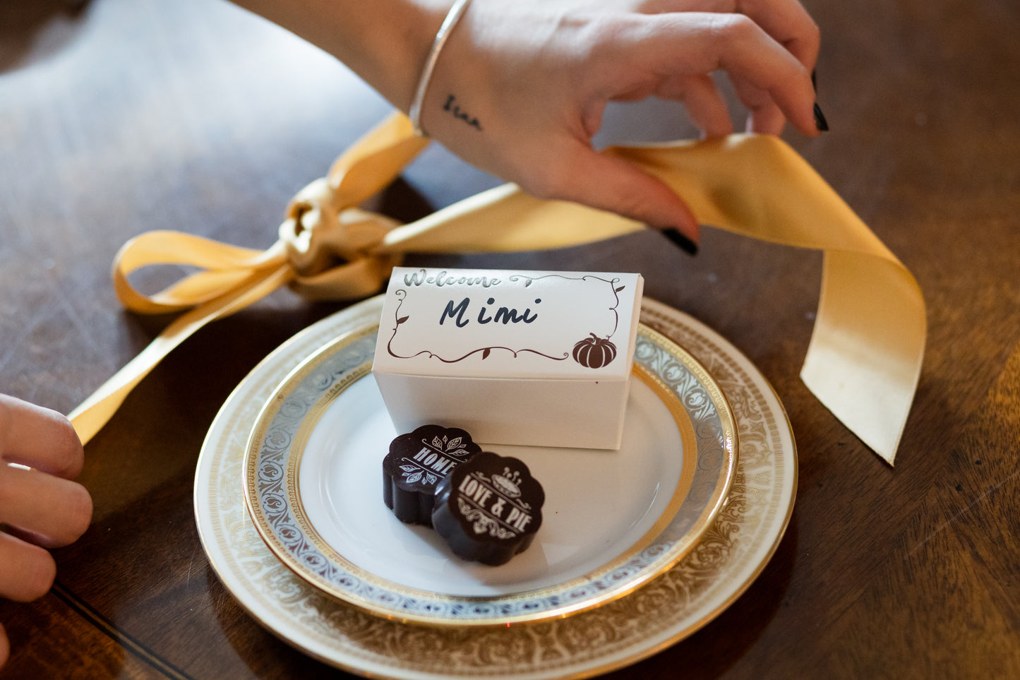 Thanksgiving Chocolate Favor Box/Place Cards